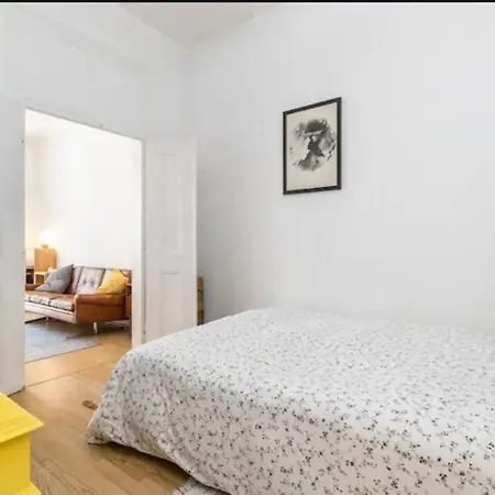 Apartment Vintage Terrace With Terrace By Homeful Homes Lisbon