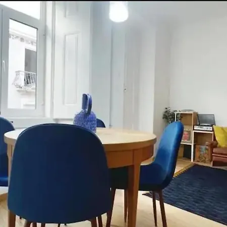 Апартаменти Vintage Terrace With Terrace By Homeful Homes Лісабон